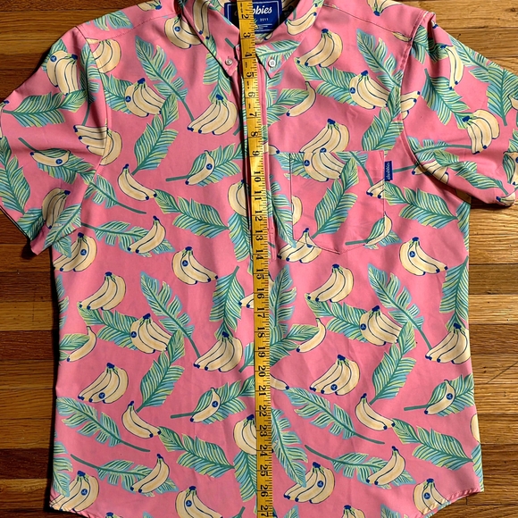 Chubbies Medium Pink Chiquita Banana and Leaf Print Men's Shirt - Picture 6 of 9